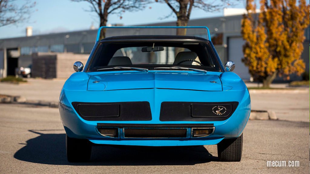 1970 Plymouth Superbird in Petty Blue