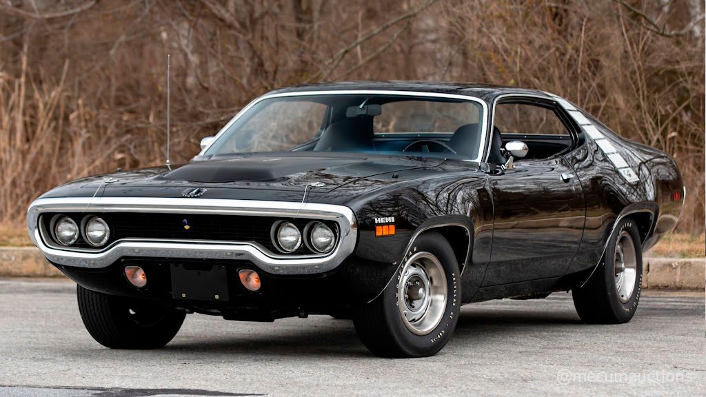 Photo of a 1971 Plymouth Road Runner 426 Hemi