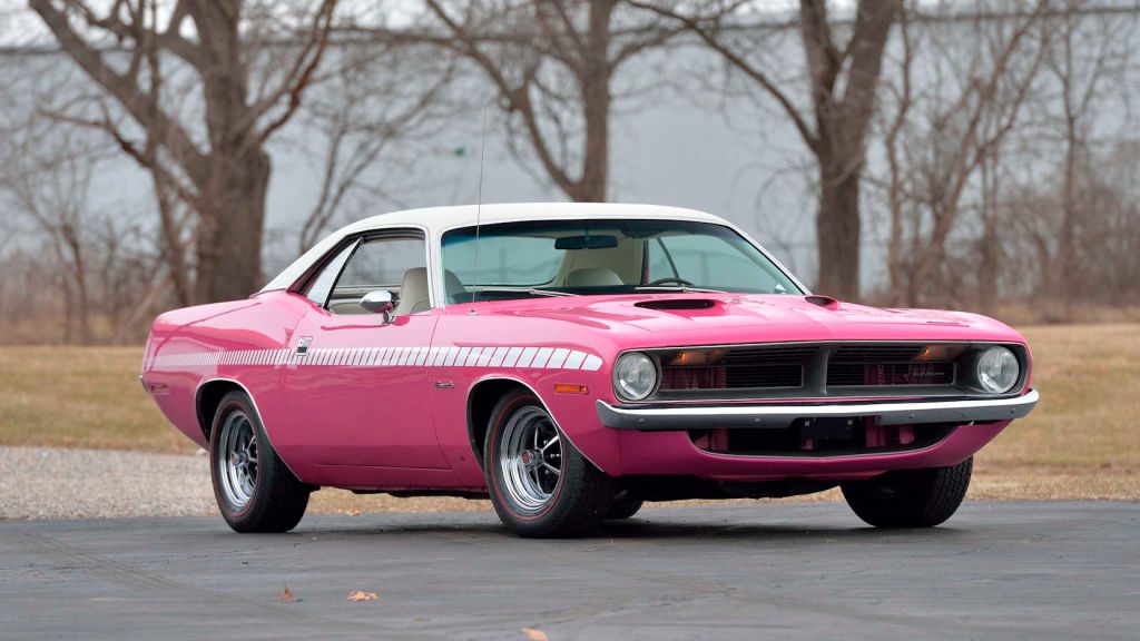 Moulin Rouge 1970 Plymouth Cuda