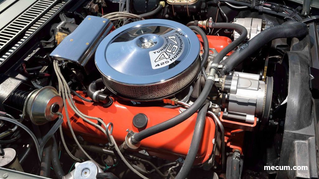 Photo of a Chevy 454 LS6 Corvette Engine
